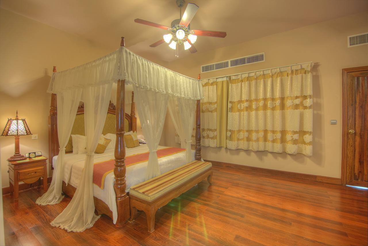 Bayon Era Hotel Siem Reap Extérieur photo
