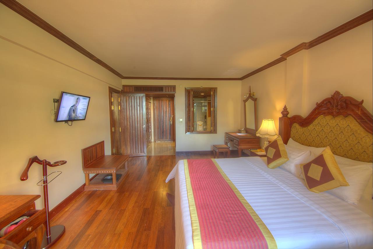 Bayon Era Hotel Siem Reap Extérieur photo