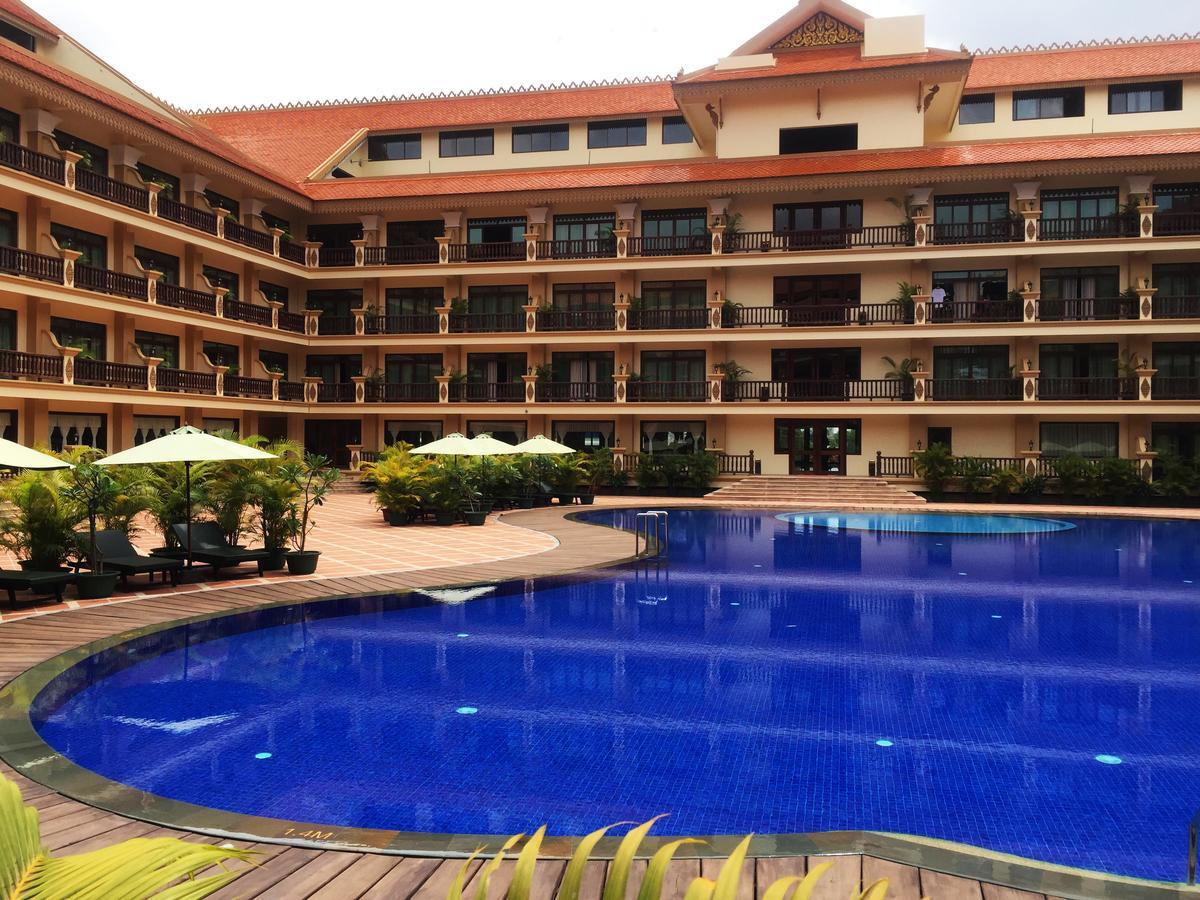 Bayon Era Hotel Siem Reap Extérieur photo