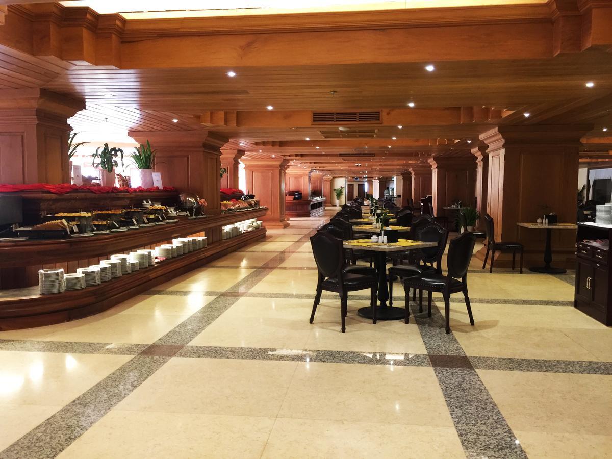 Bayon Era Hotel Siem Reap Extérieur photo