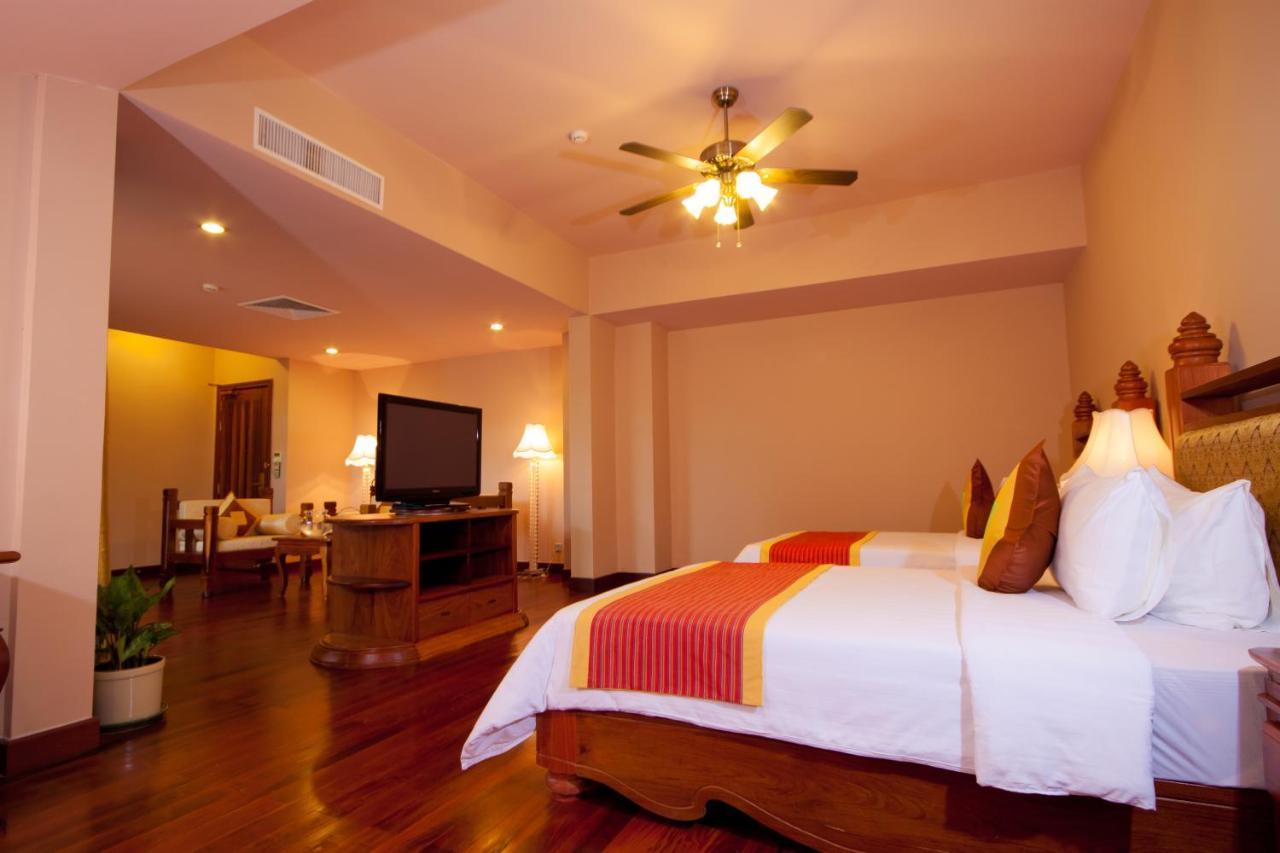 Bayon Era Hotel Siem Reap Extérieur photo