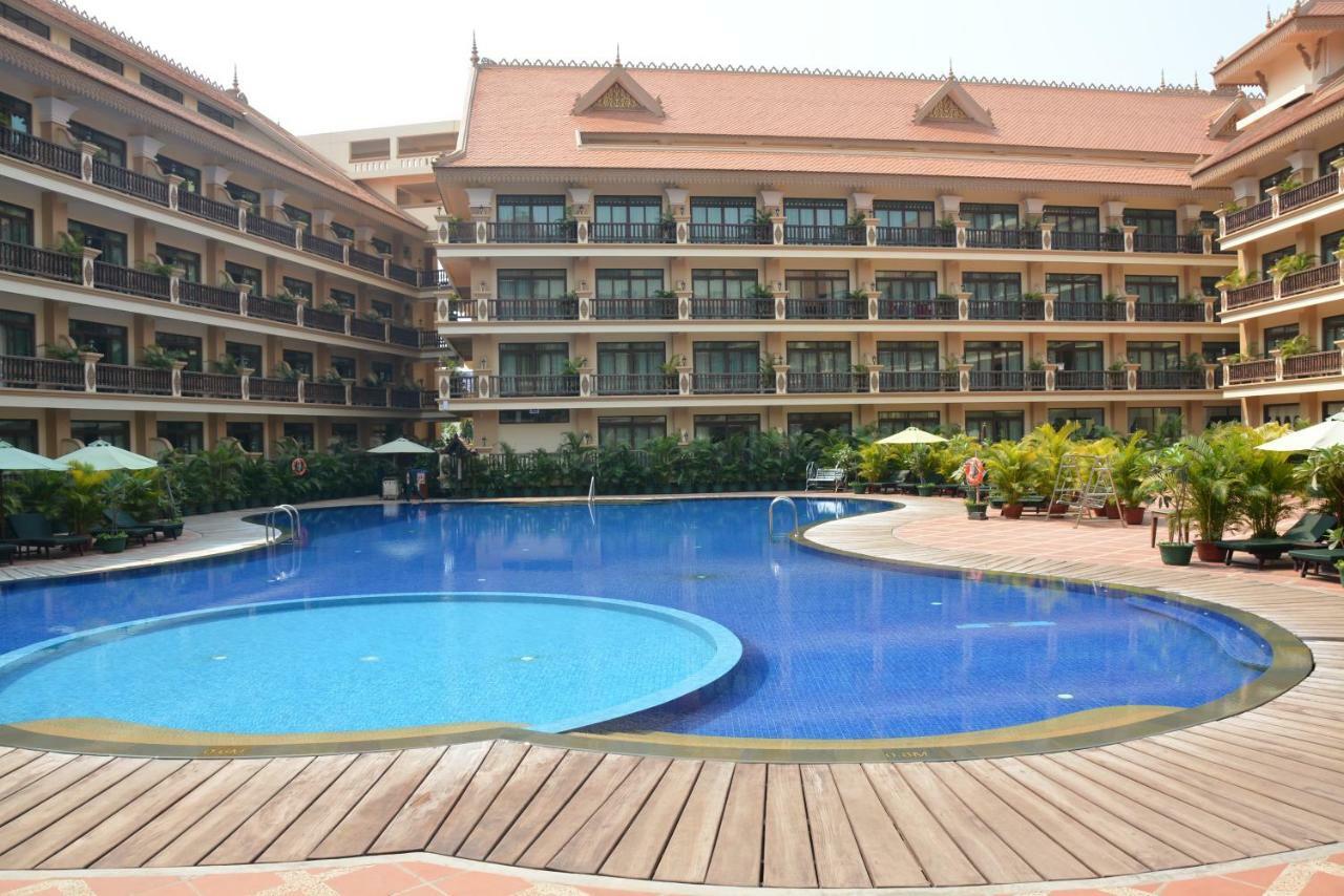 Bayon Era Hotel Siem Reap Extérieur photo
